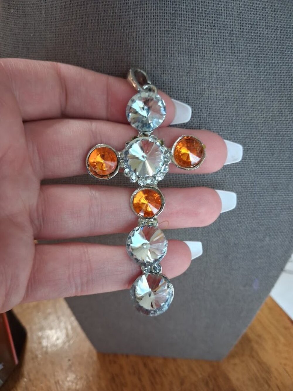 Sparkly cross pendant